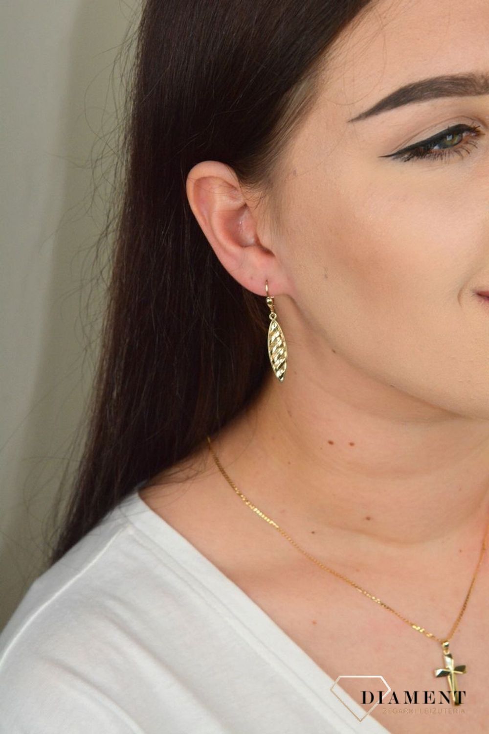 Złote kolczyki długie, wiszące KL 5445.jpg